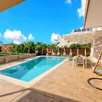 Allas Villa Heated Pool